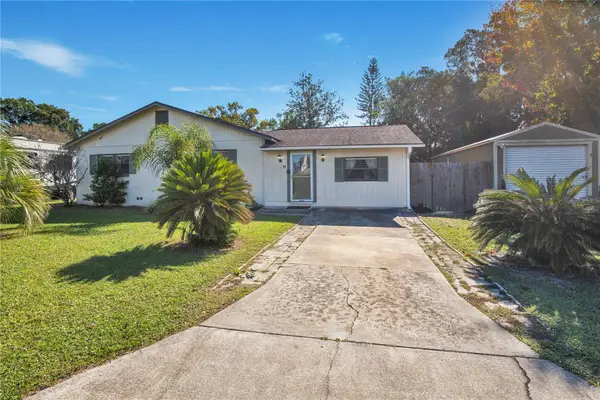 11 Aster Drive, DEBARY, FL 32713