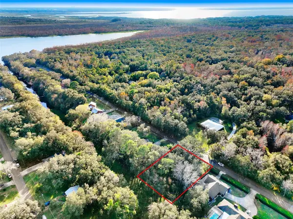 107 Hibiscus Lane, DELTONA, FL 32738