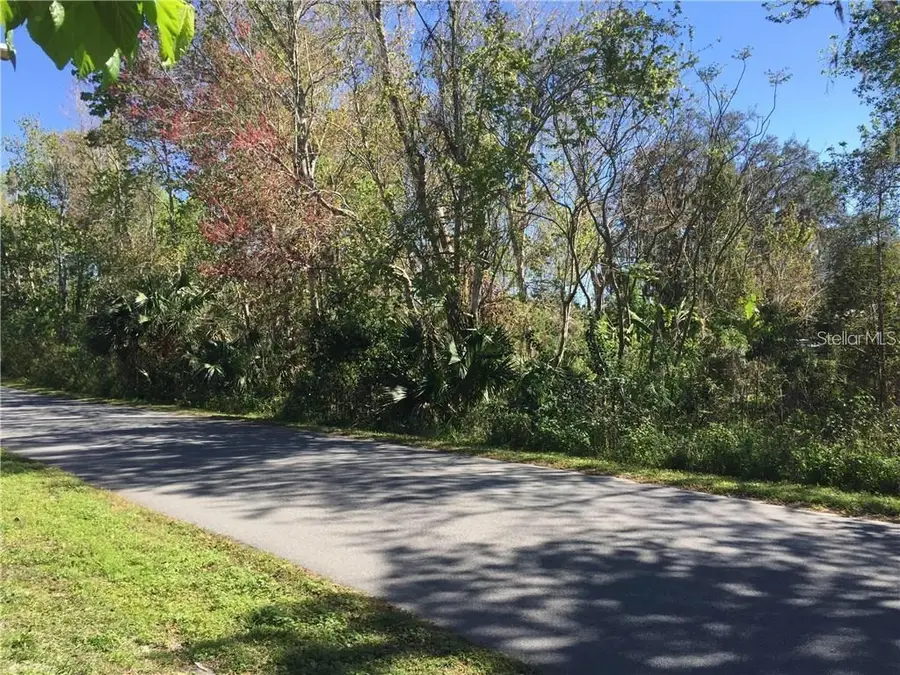 662 E Franklin Street, Oviedo, FL 32765 - Image #2