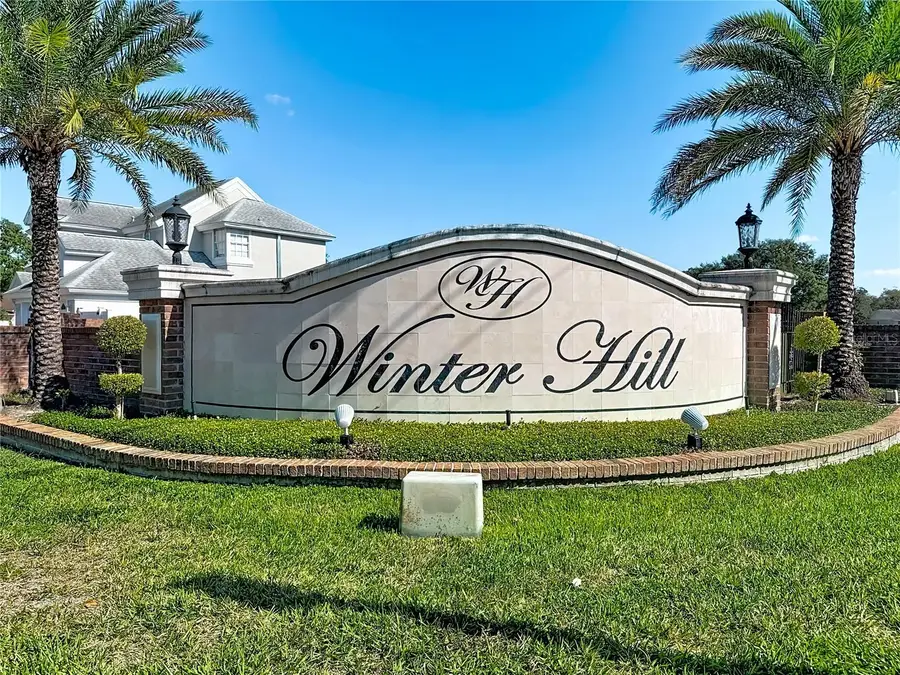 8044 Aspencrest Court, Orlando, FL 32835 - Image #3