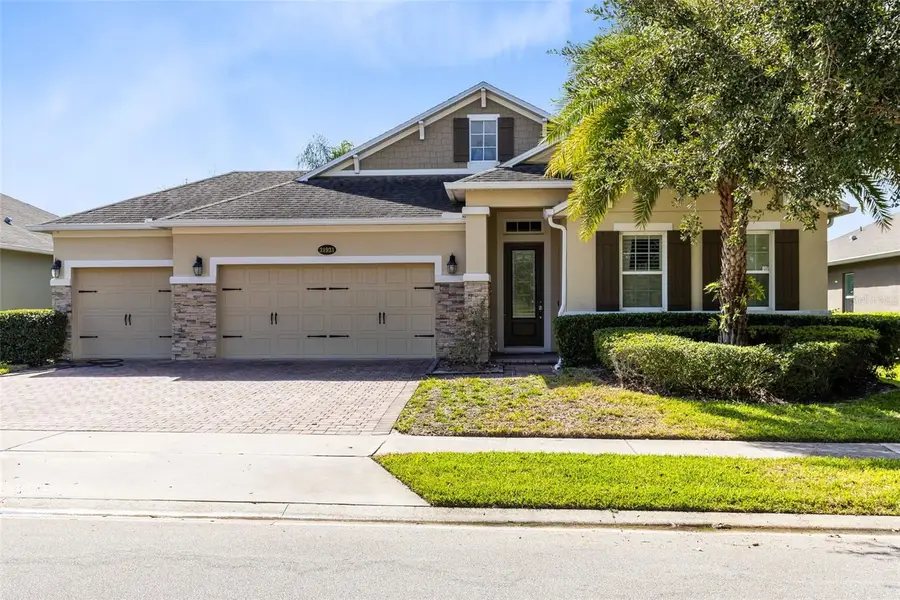 31921 Redtail Reserve Boulevard, Sorrento, FL 32776 - Image #2