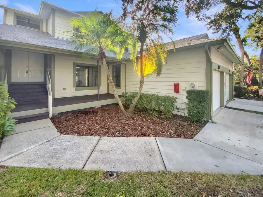 836 Amelia Court Ne, Saint Petersburg, FL 33702 - Image #2