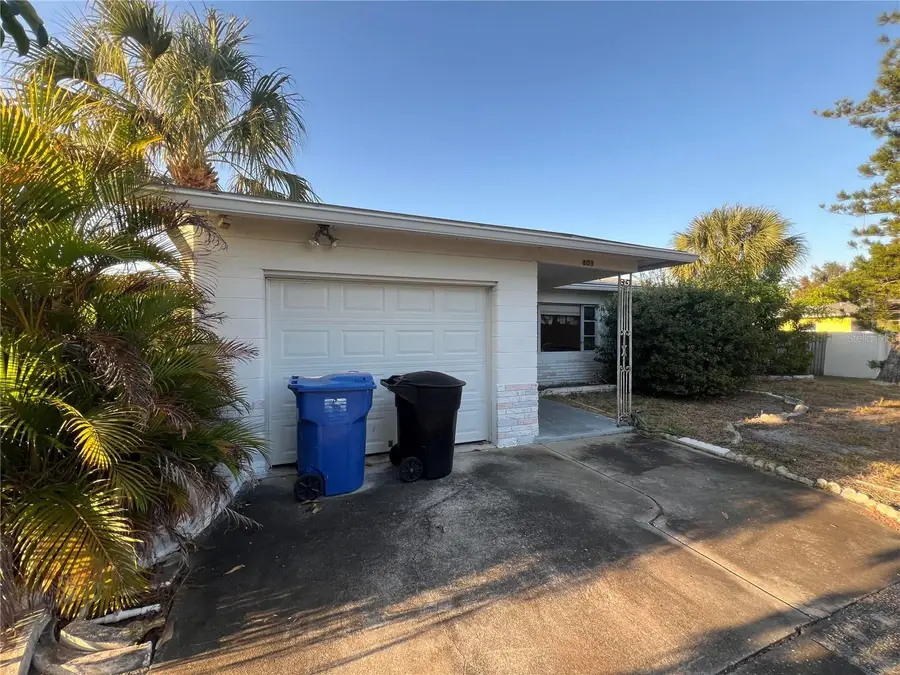 801 65th Avenue S, Saint Petersburg, FL 33705 - Image #2