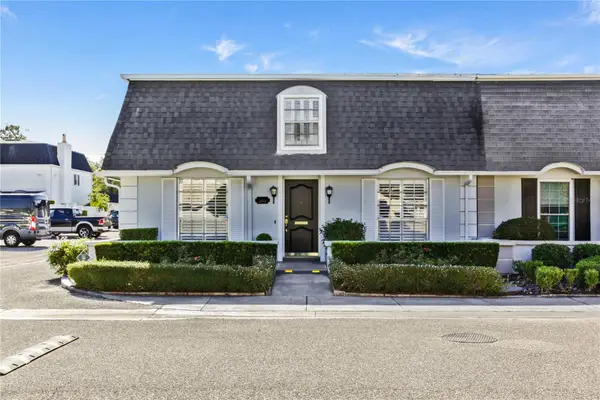 2040 Countryside Circle N, ORLANDO, FL 32804