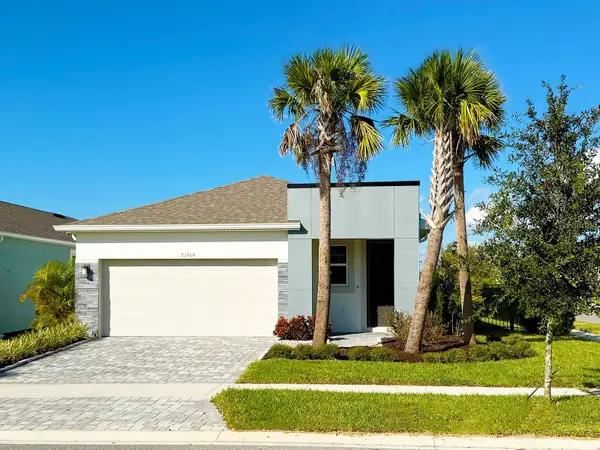 31969 Asbury Avenue, WESLEY CHAPEL, FL 33545