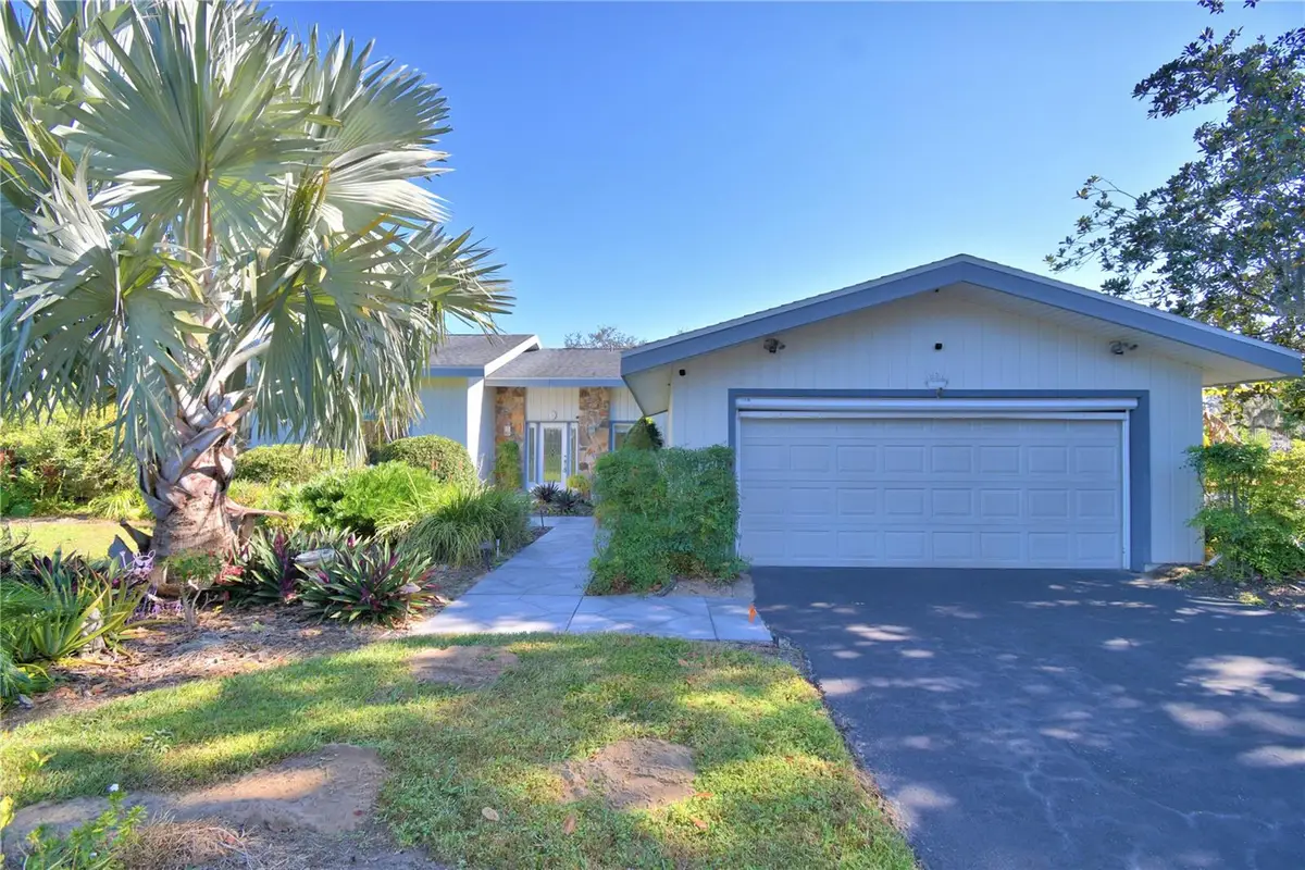 48 Nottingham Way, Haines City, FL 33844 - Image #1