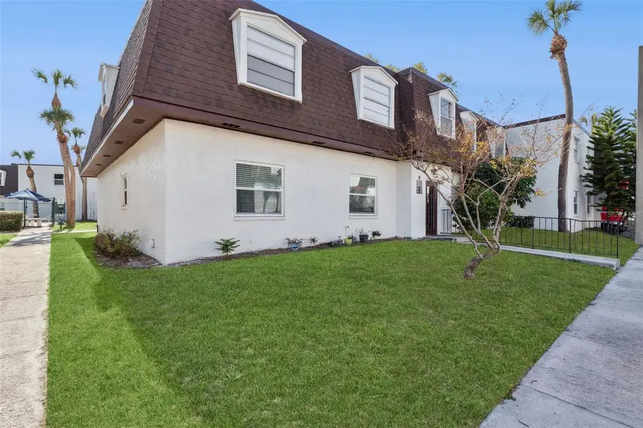 9122 Tudor Drive #M102, Tampa, FL 33615 - Image #2