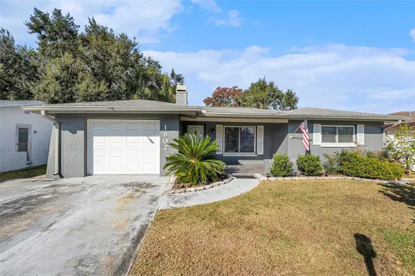 1802 Forest Drive, OLDSMAR, FL 34677