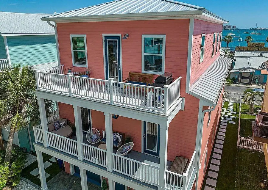 5421 Essex Avenue S, Gulfport, FL 33707 - Image #2