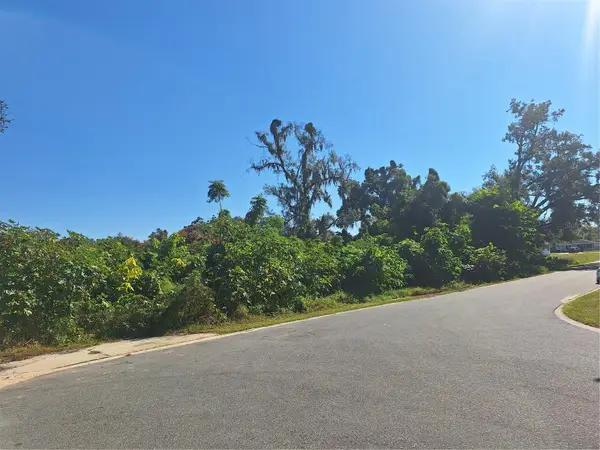 335 E 12th Street, APOPKA, FL 32703