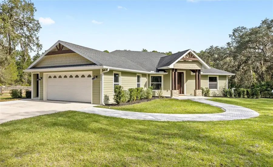 22241 Deer Park Avenue, Eustis, FL 32736 - Image #2