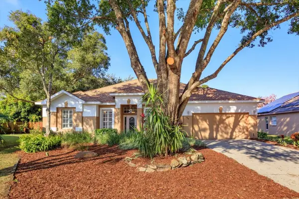 590 Lake Coven Court, LAKE MARY, FL 32746