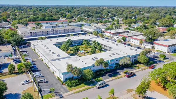 3100 Hartford Street N #227, ST PETERSBURG, FL 33713