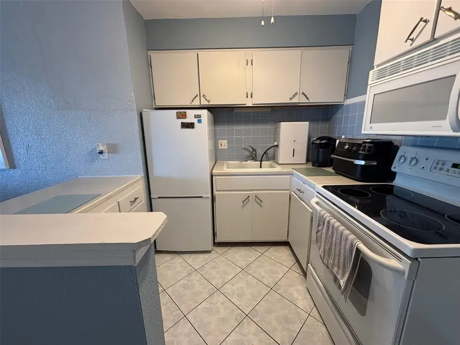 3727 S Atlantic Avenue #319, Daytona Beach Shores, FL 32118 - Image #3