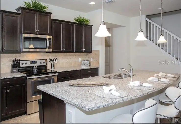 8875 Geneve Ct, Kissimmee, FL 34747 - Image #3