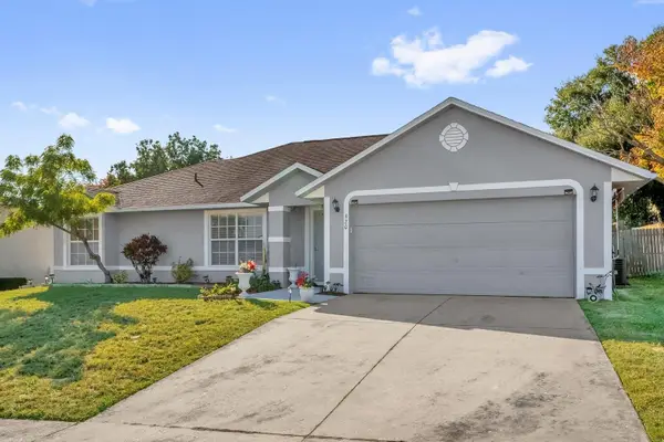 920 Palm Forest Lane, MINNEOLA, FL 34715