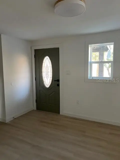 27614 Jean Avenue, Paisley, FL 32767 - Image #2