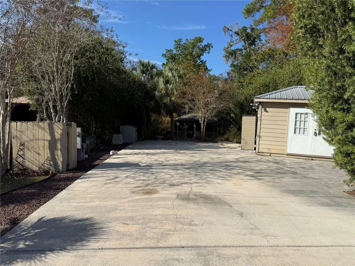 10249 NE 28th Loop #P, Silver Springs, FL 34488 - Image #1