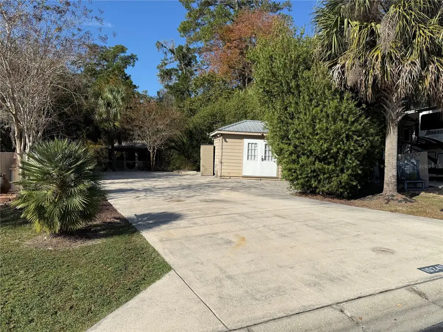 10249 NE 28th Loop #P, Silver Springs, FL 34488 - Image #2