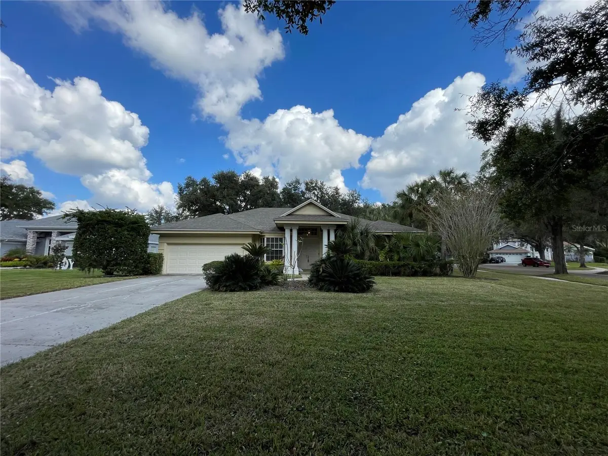 4706 Kinross Court, Valrico, FL 33596 - Image #1