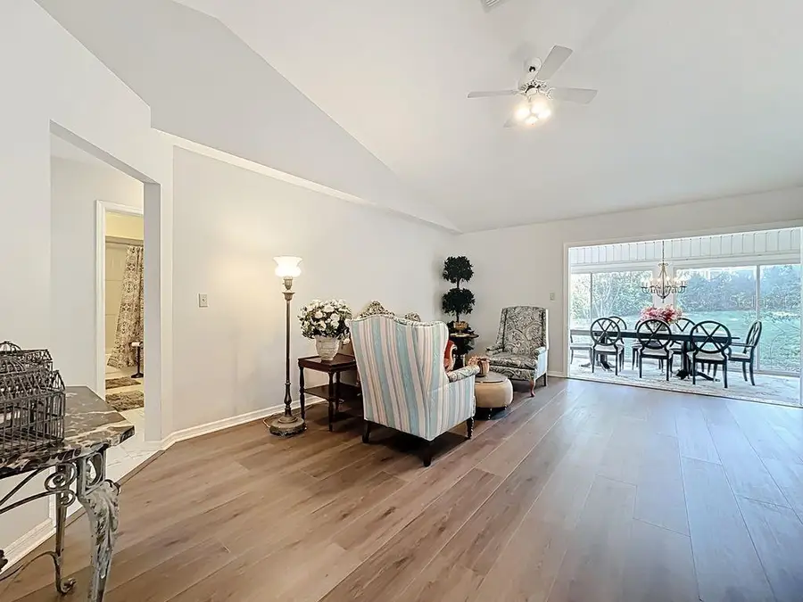 36528 Eagle Drive, Grand Island, FL 32735 - Image #3