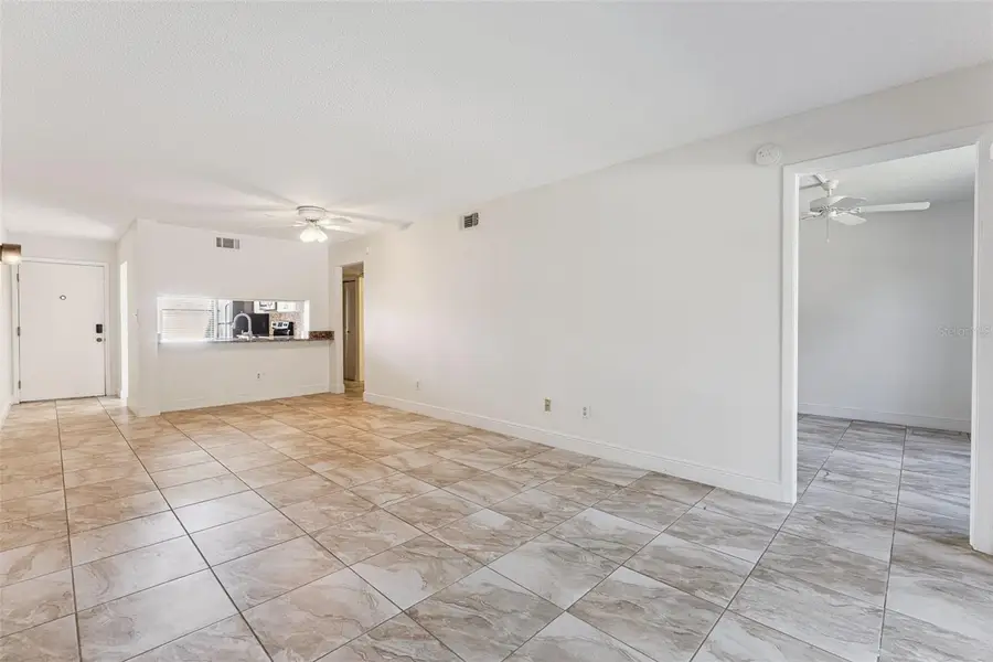 3210 Candle Ridge Drive #203, Orlando, FL 32822 - Image #3