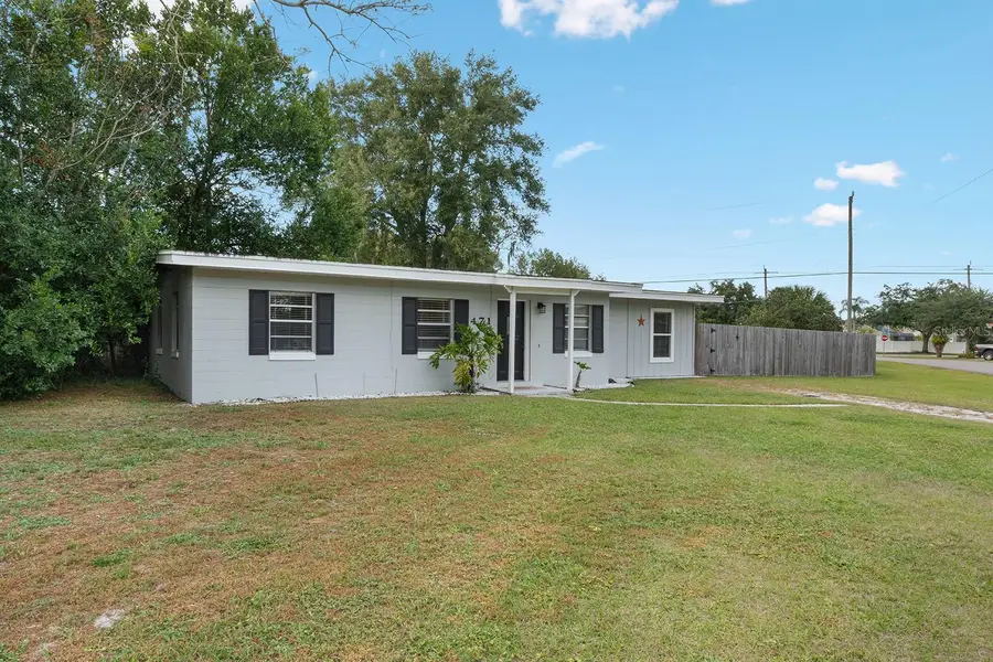 471 E 3rd Street, Chuluota, FL 32766 - Image #2