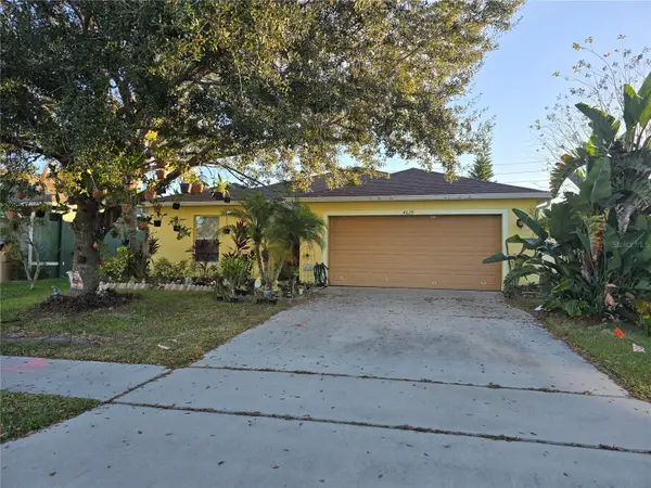 4629 Caverns Drive, KISSIMMEE, FL 34758