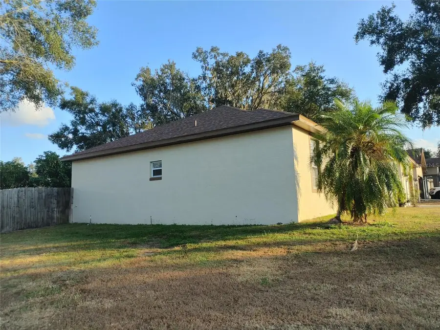 5398 Oxford Manor Circle, Lakeland, FL 33810 - Image #3