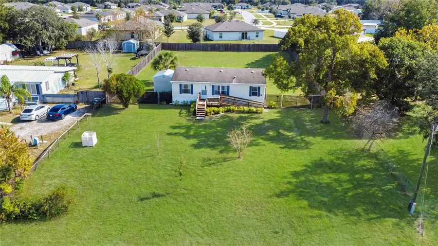 35620 Shelley Drive, Leesburg, FL 34788 - Image #2