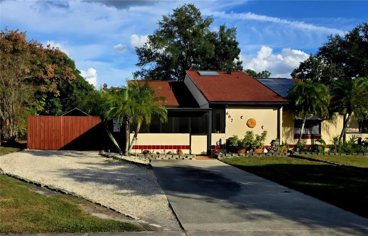 667 Golden Sunshine Circle, Orlando, FL 32807 - Image #1