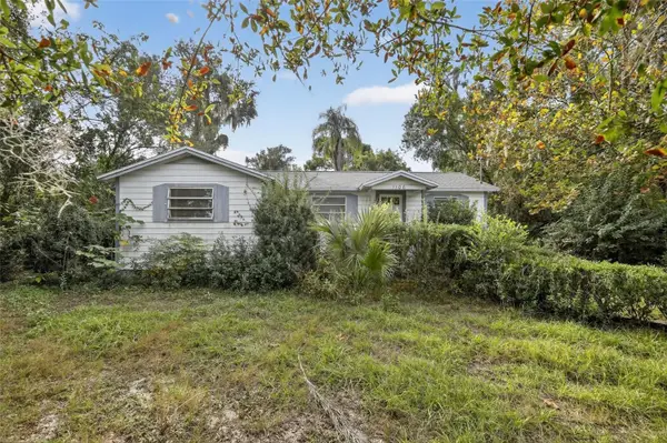 1106 E Arizona Avenue, DELAND, FL 32724