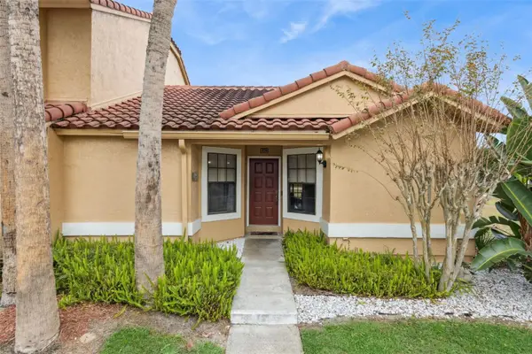 1174 N Fairway Dr #1174, APOPKA, FL 32712