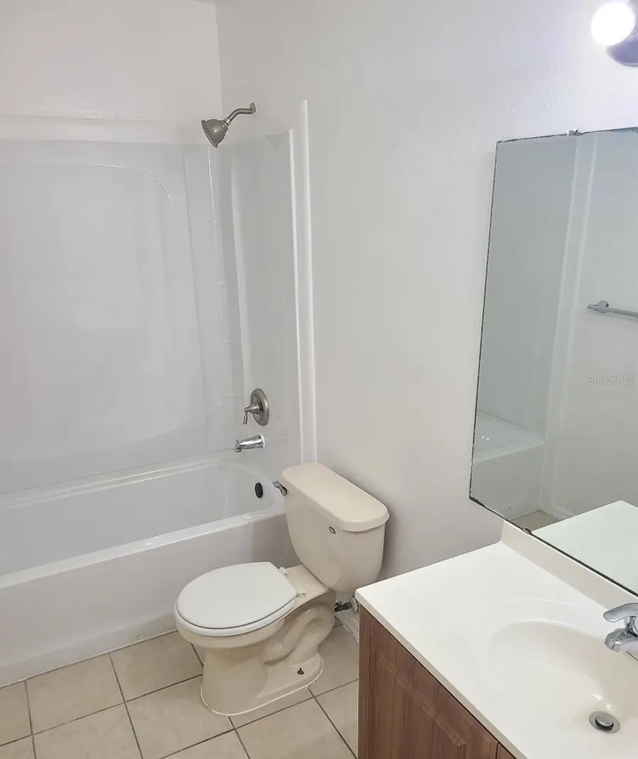 6830 Magnolia Pointe Circle, Orlando, FL 32810 - Image #2