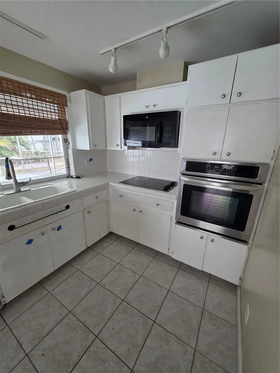 6011 NE 19th Avenue, Fort Lauderdale, FL 33308 - Image #3