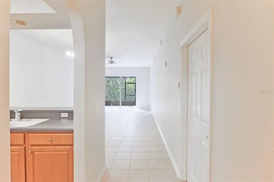 9434 Myrtle Creek Lane #905, Orlando, FL 32832 - Image #3