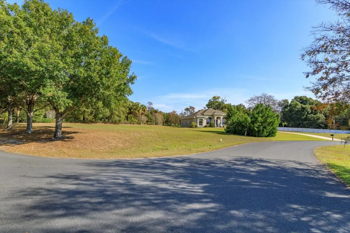 1001 Myrtle Breezes Court, Fruitland Park, FL 34731 - Image #1