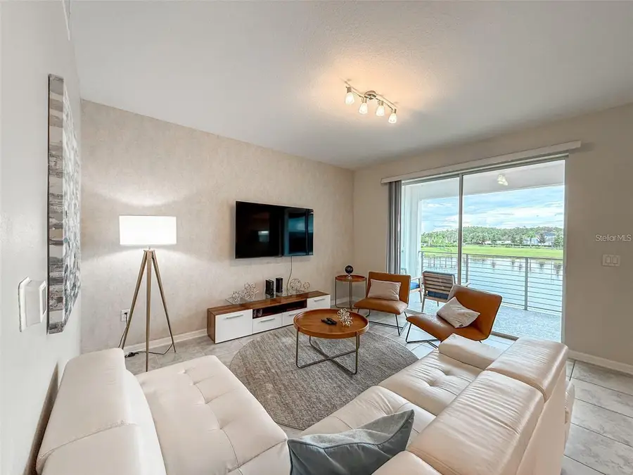 3171 Paradox Circle #203, Kissimmee, FL 34746 - Image #2