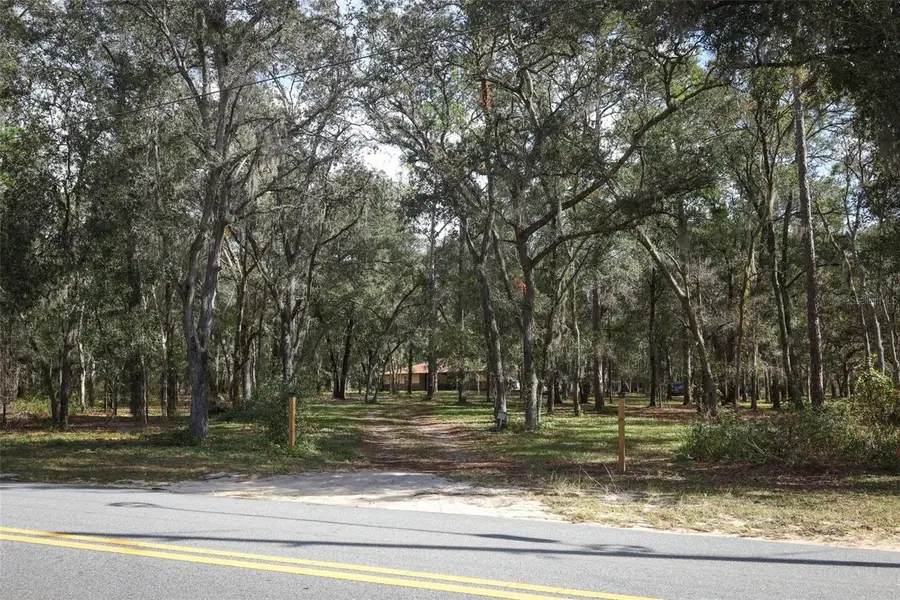 37600 Rolling Acres Road, Lady Lake, FL 32159 - Image #2