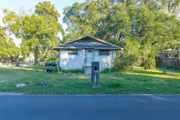 833 NW 11th Avenue, OCALA, FL 34475