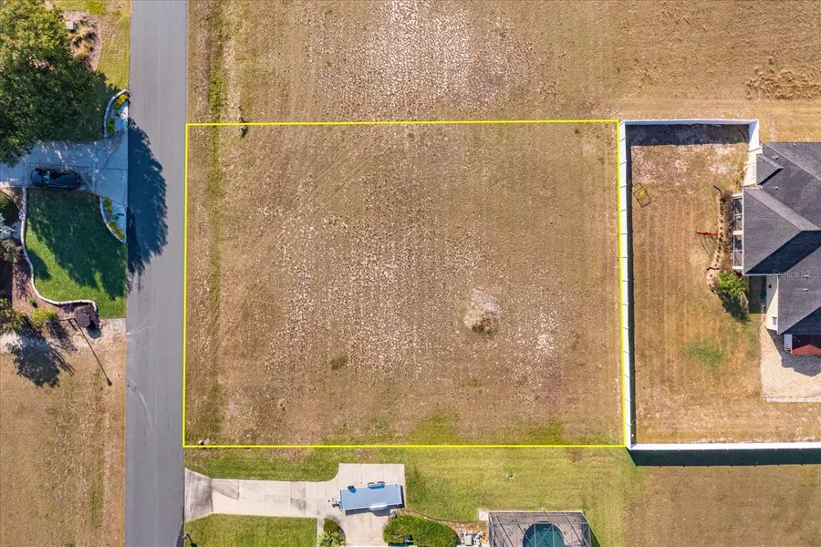 1112 Myrtle Breezes Court, Fruitland Park, FL 34731 - Image #3