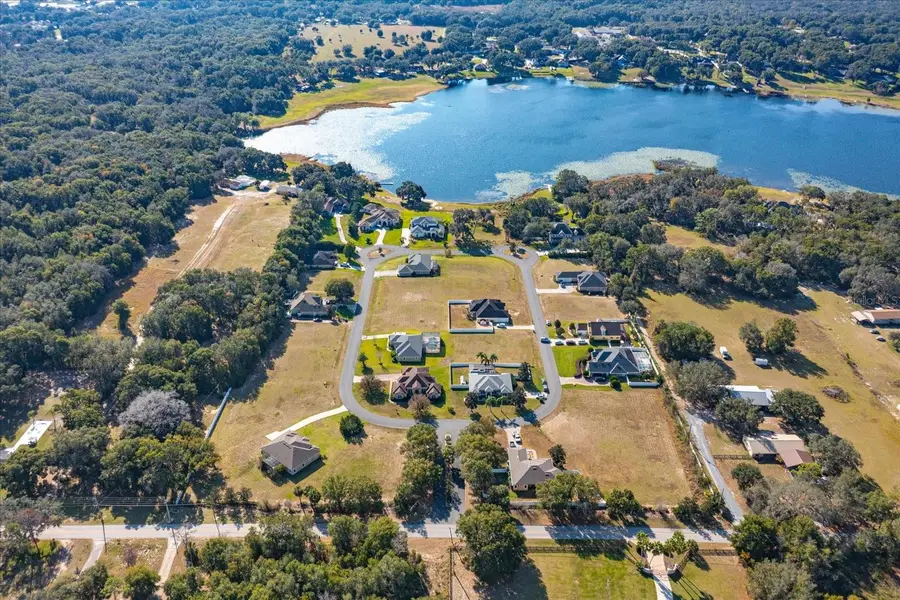 1114 Myrtle Breezes Court, Fruitland Park, FL 34731 - Image #2