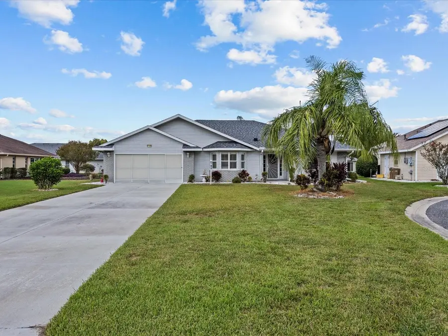 21523 Queen Anne Court, Leesburg, FL 34748 - Image #2