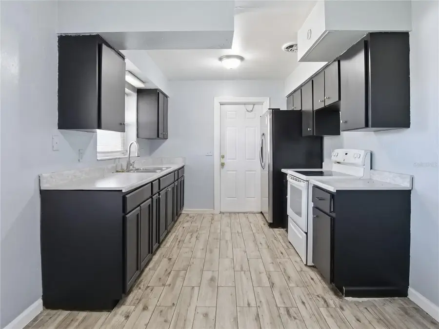 5920 Riviera Drive, Orlando, FL 32808 - Image #2