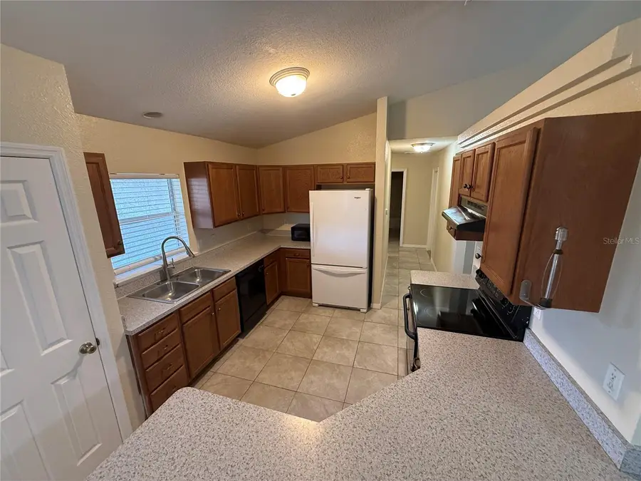 61 Laurel Drive, Ocala, FL 34480 - Image #2