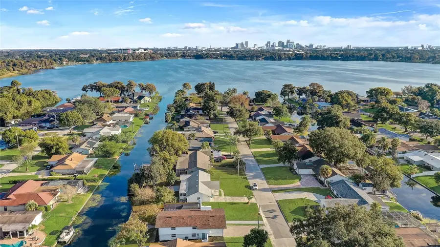 2419 Caribbean Court, Orlando, FL 32805 - Image #2