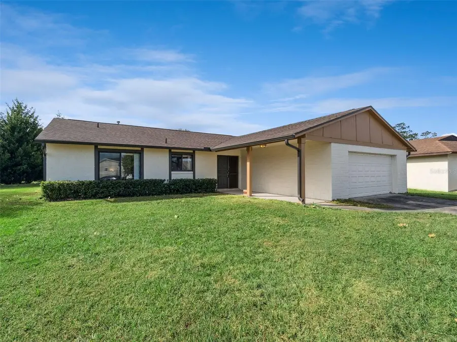 10719 Lazy Lake Drive, Orlando, FL 32821 - Image #2