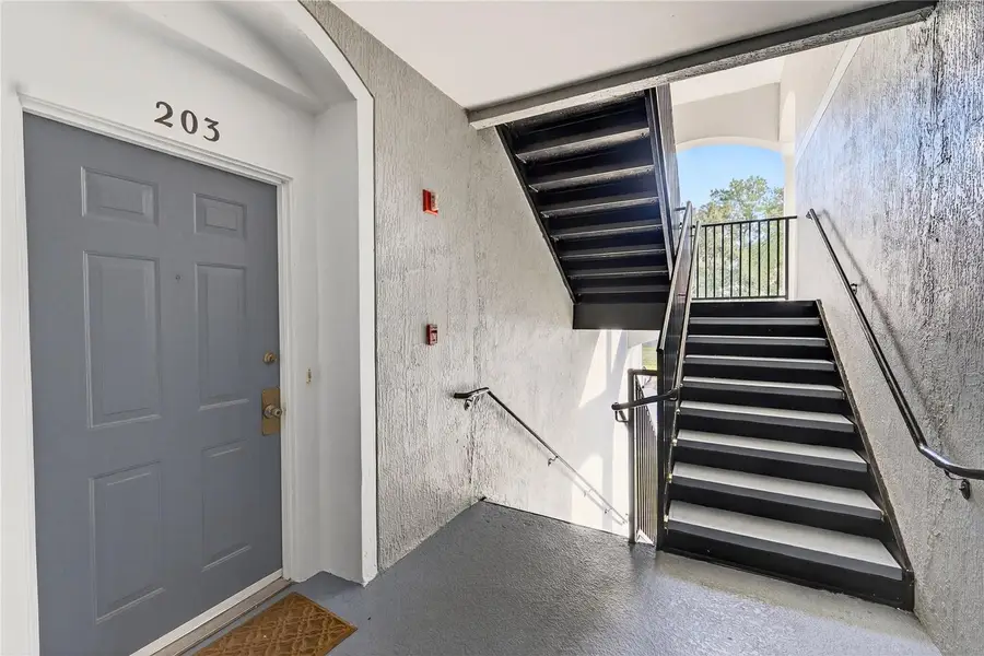 8101 Coconut Palm Way #203, Kissimmee, FL 34747 - Image #2