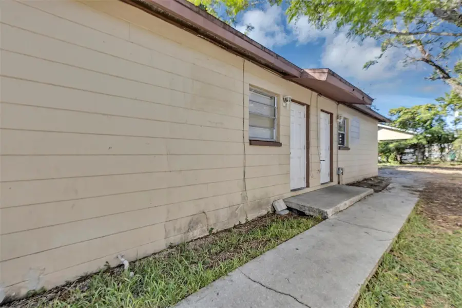 9220 N 13th Street #A & B, Tampa, FL 33612 - Image #3