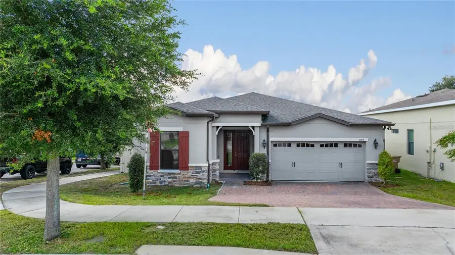 9195 Chandler Drive, Groveland, FL 34736 - Image #2